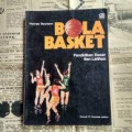 Bola Basket: Pendidikan Dasar dan Latihan